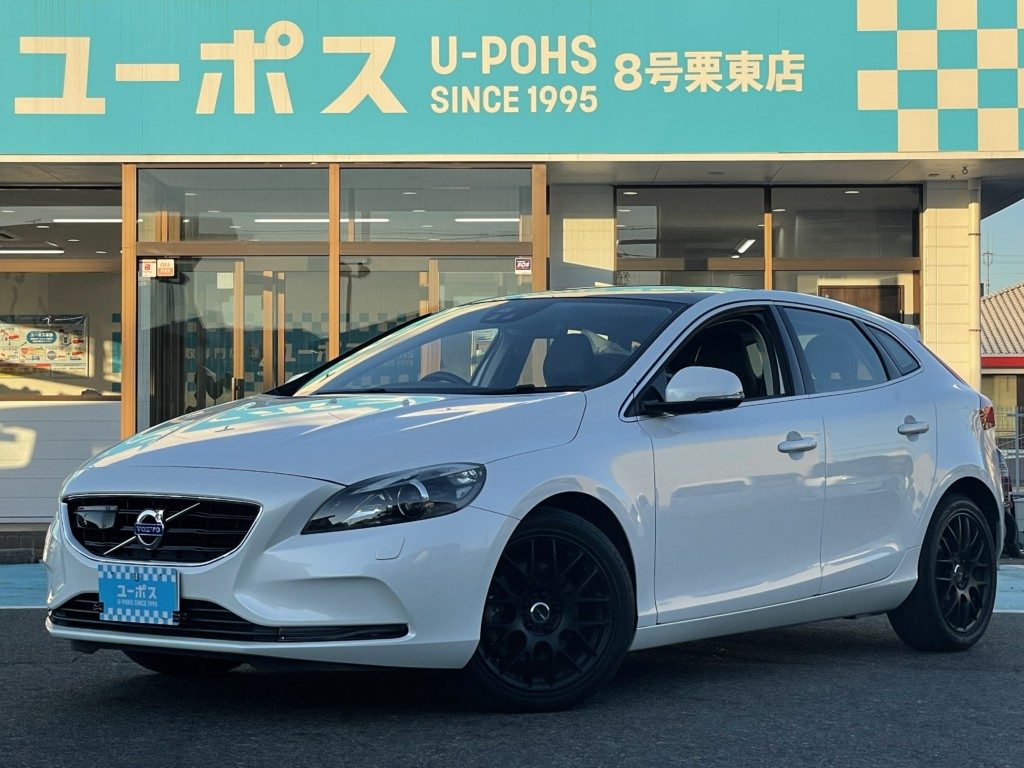 【2015年（H27年）式 ボルボ Ｖ４０】