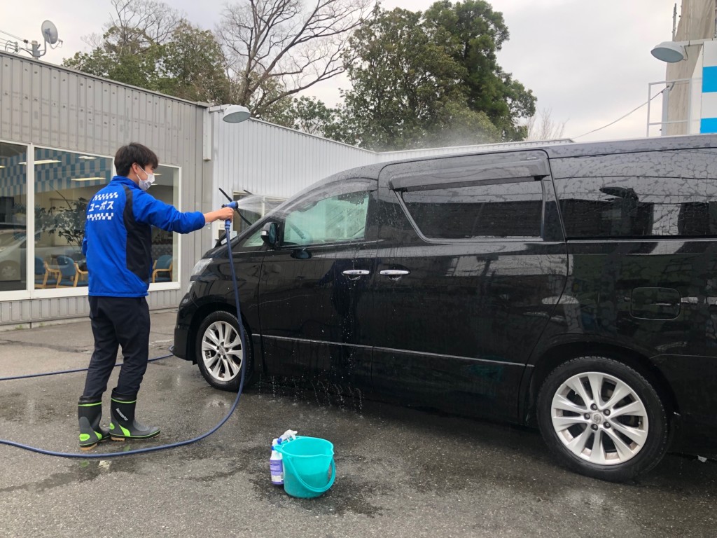 雨の日は絶好の洗車日和 ユーポス泉佐野店