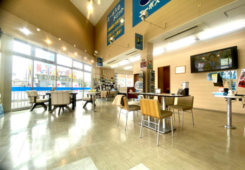 ユーポス高石店の様子