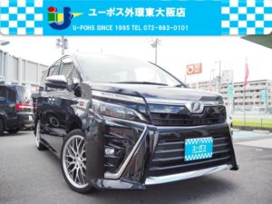 ヴォクシー　CS