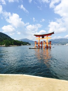 厳島神社