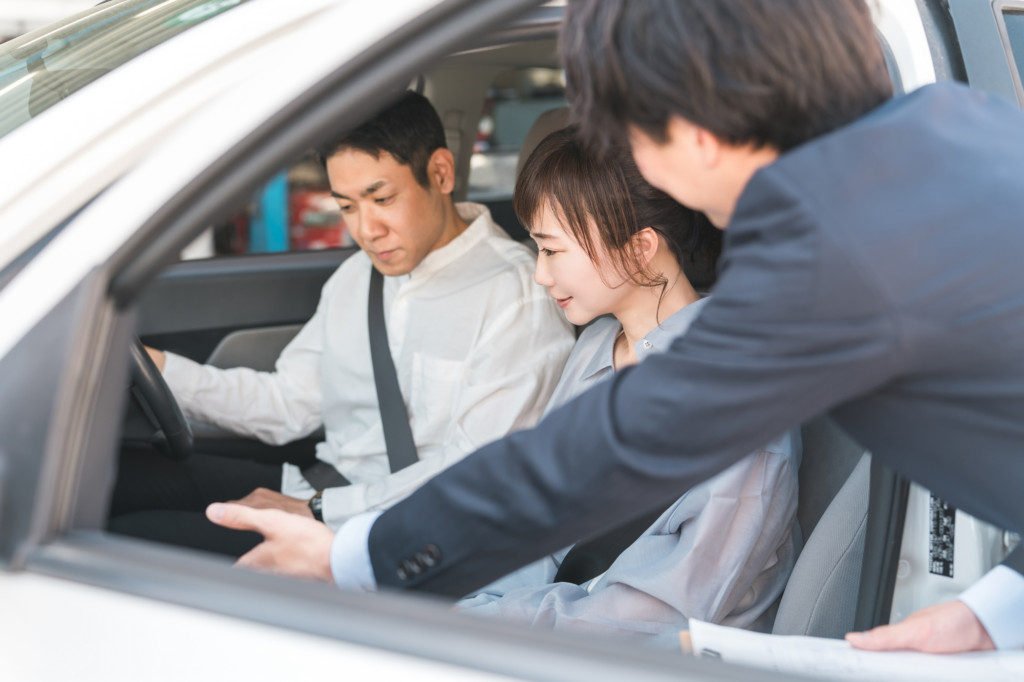 他人名義の車売却の進め方｜必要書類と名義人別の手続きを詳しく解説
